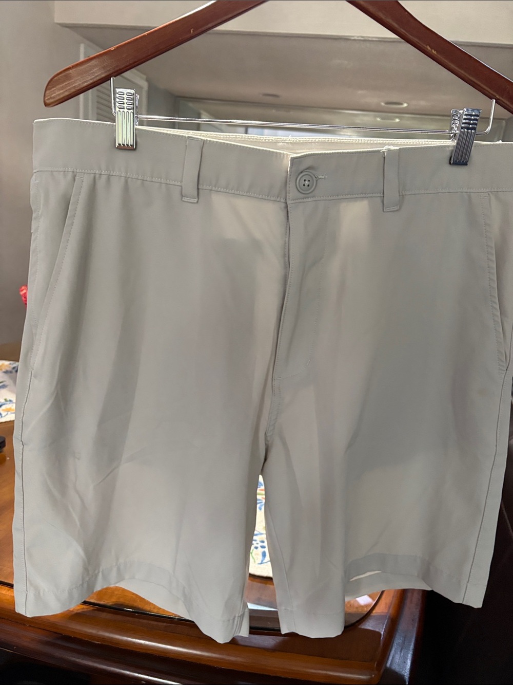 Arizona Jean Company Light Gray Flat Front Men's Shorts
